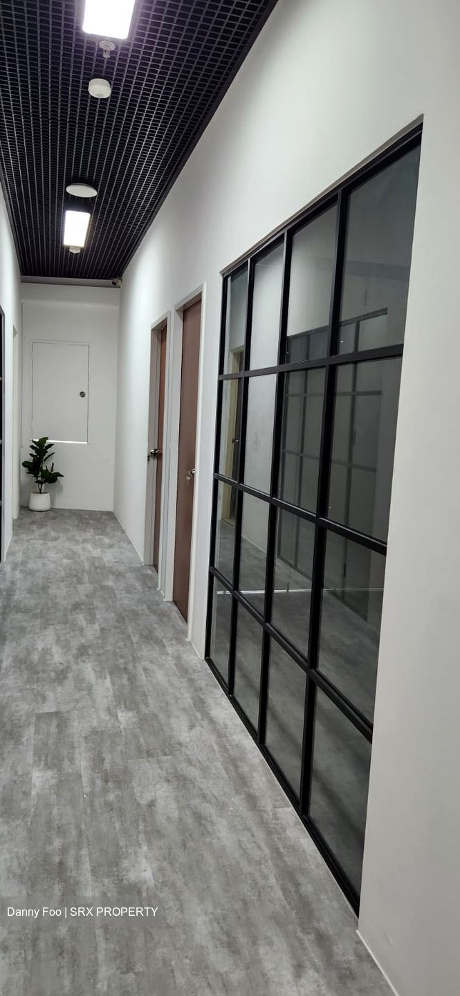 Oxley Bizhub (D14), Office #445946771